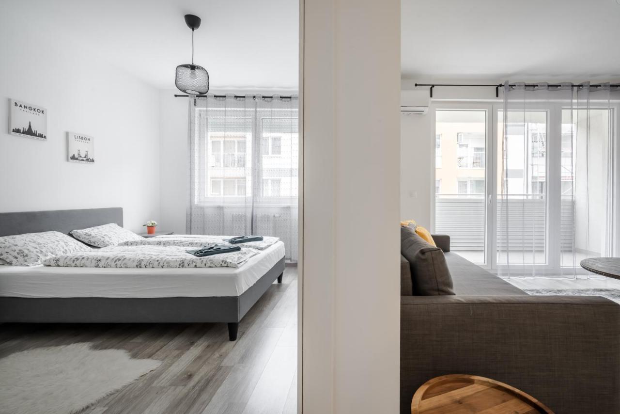 Cosy Home Close To The Center With Parking Garage Boedapest Buitenkant foto