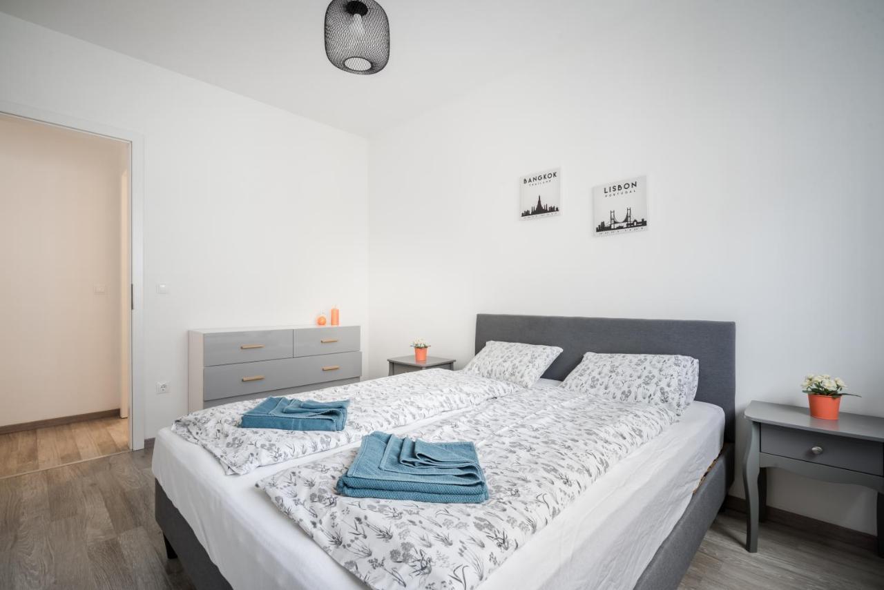 Cosy Home Close To The Center With Parking Garage Boedapest Buitenkant foto